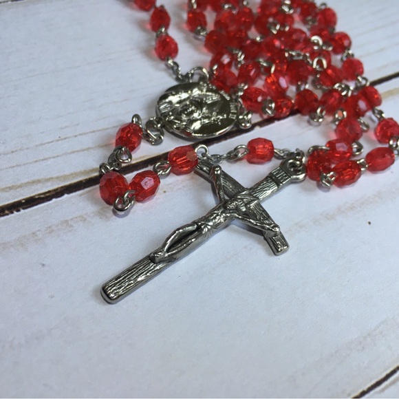 Pope John Paul II, Red Beaded Rosary - Picture 3 of 9